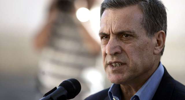  نبيل أبو ردينة المتحدث باسم الرئيس الفلسطيني