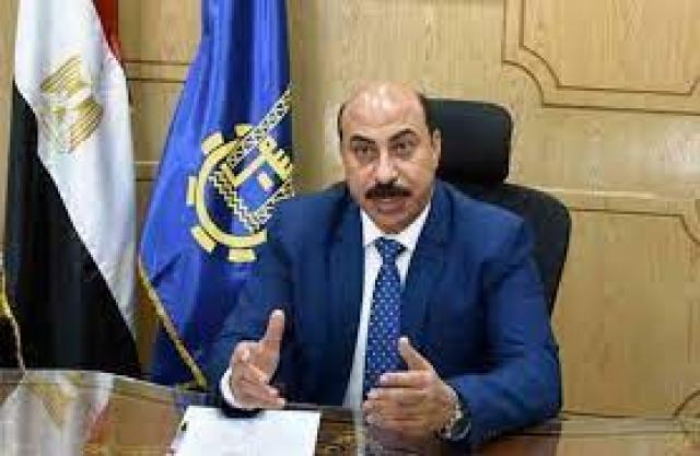 اللواء أشرف عطية محافظ أسوان