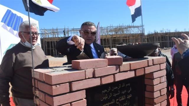 محافظ البحر الأحمر يضع حجر أساس 15 عمارة إسكان متميز  