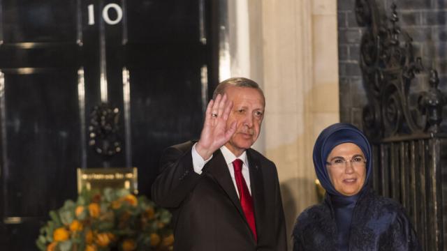 أردوغان وعقيلته 