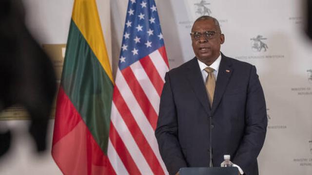 وزير الدفاع الأمريكي