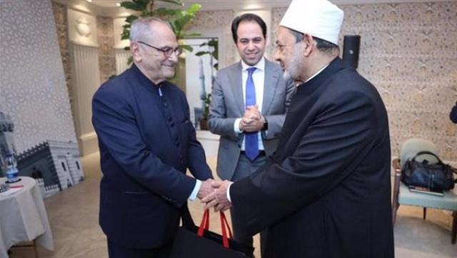 شيخ الأزهر ورئيس تيمور الشرقية