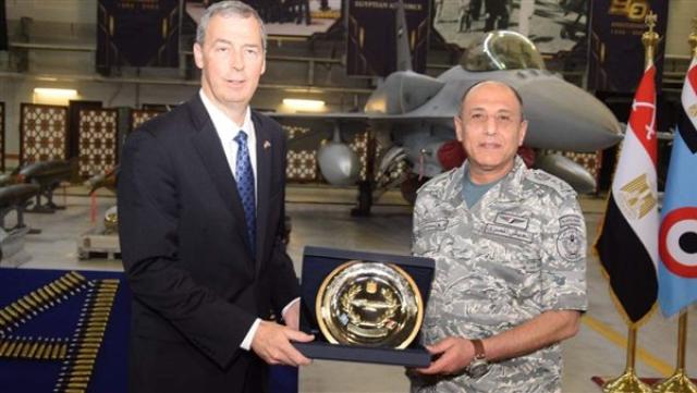 القوات الجوية تحتفل بمرور 40 عاما