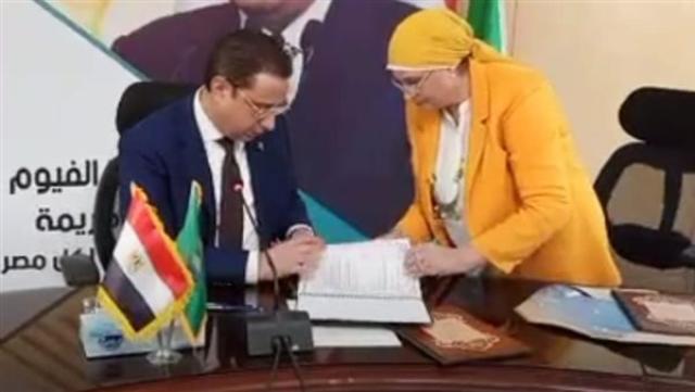 محافظ الفيوم يعتمد نتيجه الشهاده الاعداديه بنسبة 73.35%