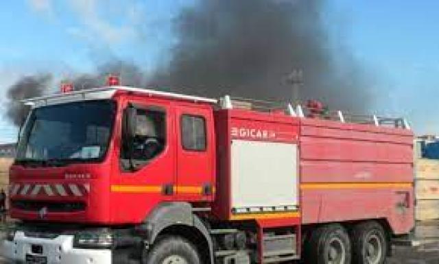 مصرع سيدتين وإصابة 5 آخرين بحريق سيارة سوزوكى لنقل الركاب فى بنها