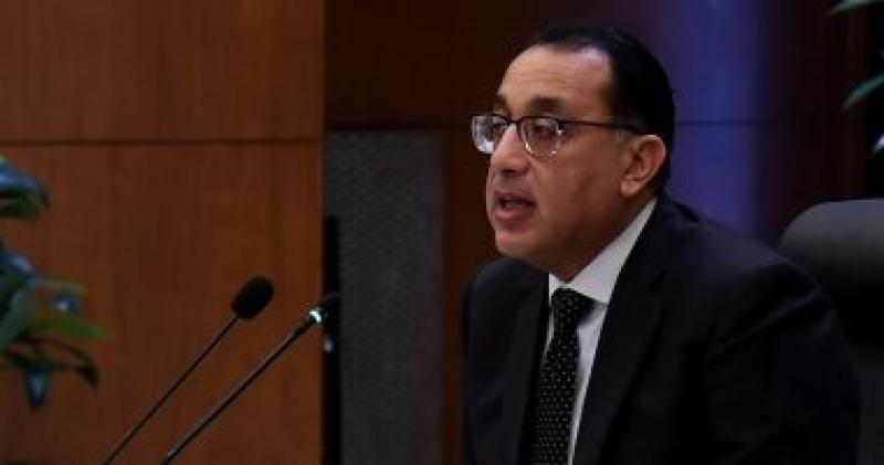 رئيس الوزراء يرأس اجتماع المجموعة الاقتصادية