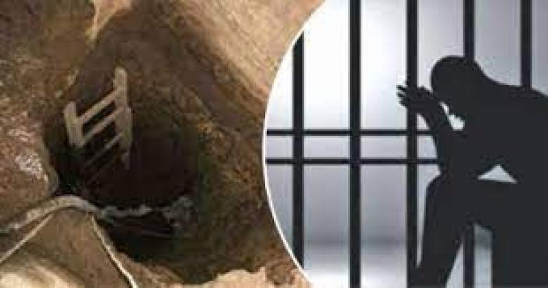 حبس 10 متهمين بالتنقيب عن الآثار في البساتين