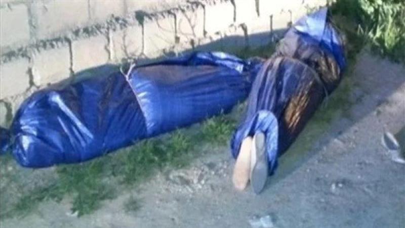 جثتين متحللتين بفندق سياج