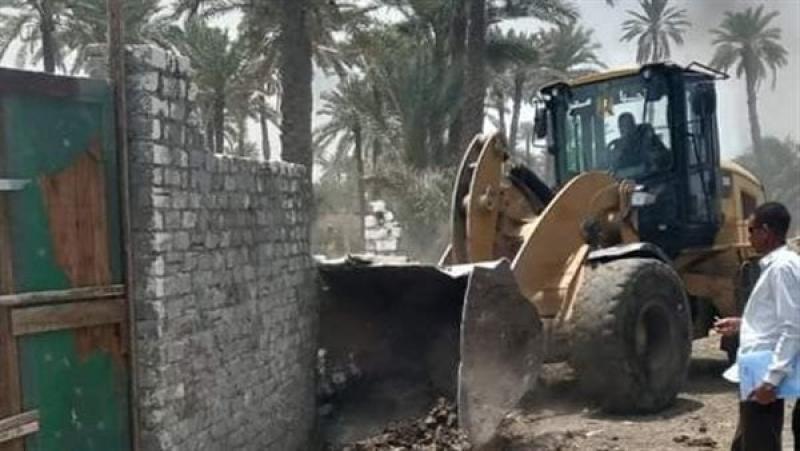 إزالة 293 حالة تعدٍ بالزراعة والبناء على أراض