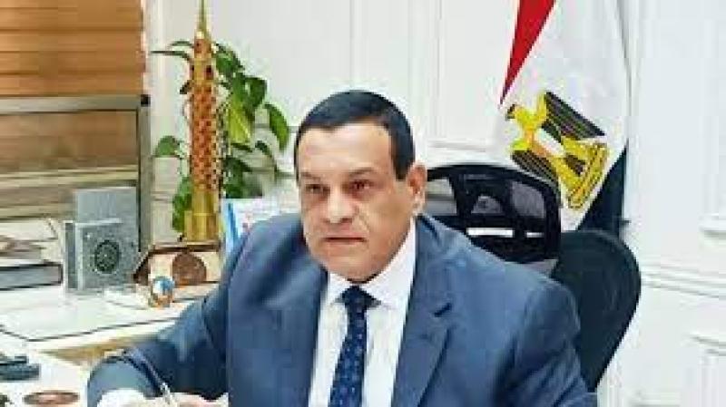 اللواء هشام آمنة وزير التنمية المحلية