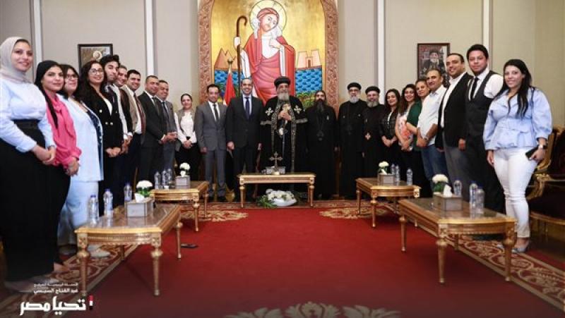 حملة السيسي الانتخابية تزور الكنيسة القبطية