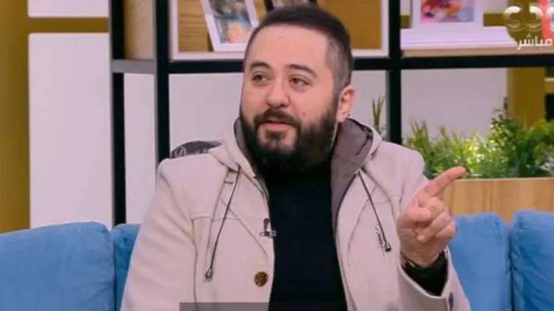 الفنان عمرو عبدالعزيز