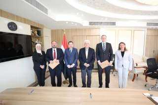 وزير التعليم العالي :منظومة المستشفيات الجامعية تضم 145 مستشفى.. وتشمل تخصصات طبية متعددة