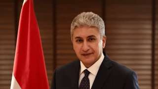 وزير السياحة المصري يتعاون مع شركات خطوط طيران عربية ودولية لإنعاش السياحة في مصر