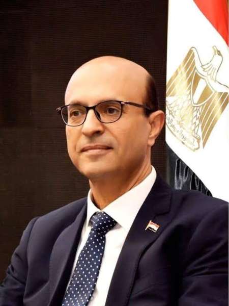 الدكتور أحمد المنشاوي رئيس جامعة أسيوط