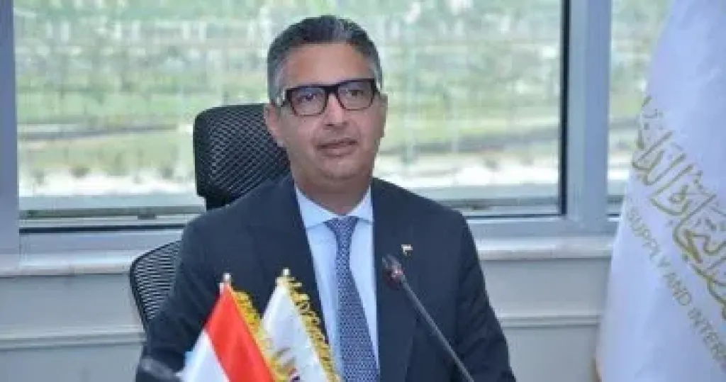 اجتماع وزير التموين