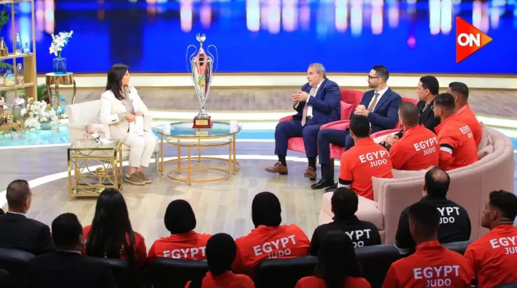 تسليم المكافآت للمنتخب الوطني للجودو والجهاز الفني في برنامج