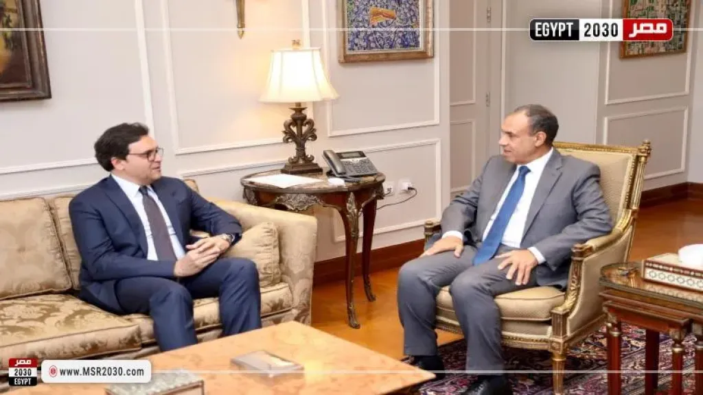 وزير الخارجية ووزير الثقافة
