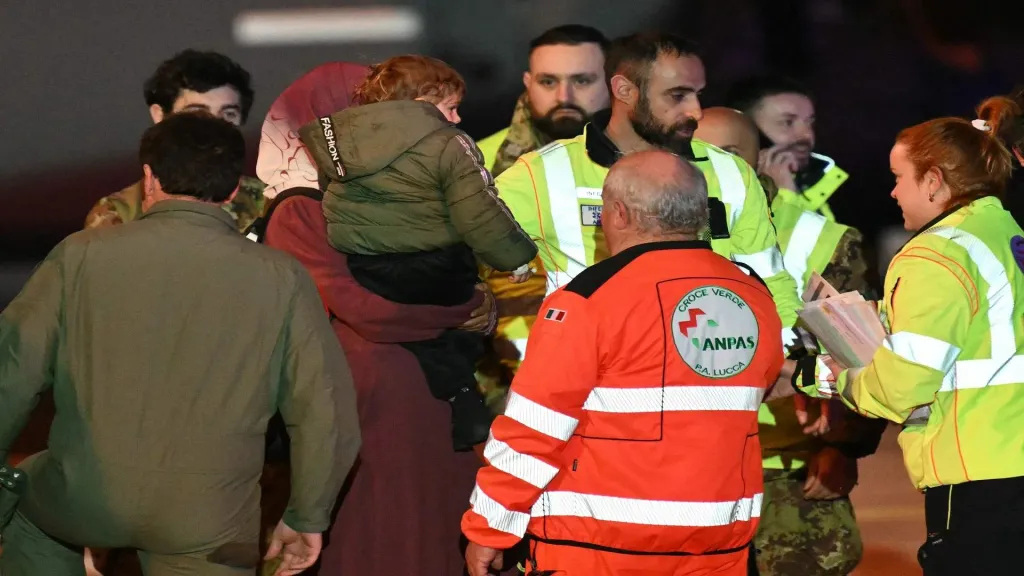 نقل أطفال غزة للعلاج في إيطاليا