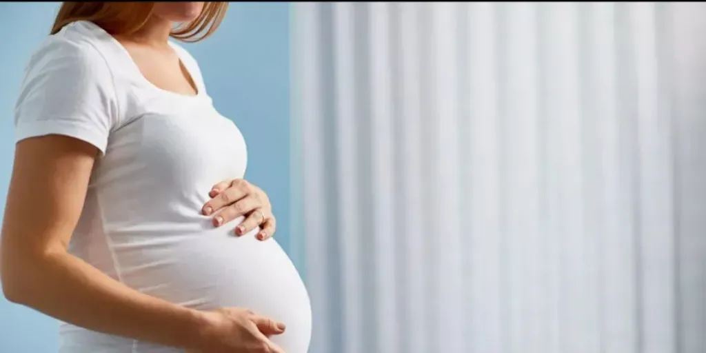 تفسير حلم الحمل في الشهر التاسع للمتزوجه في المنام