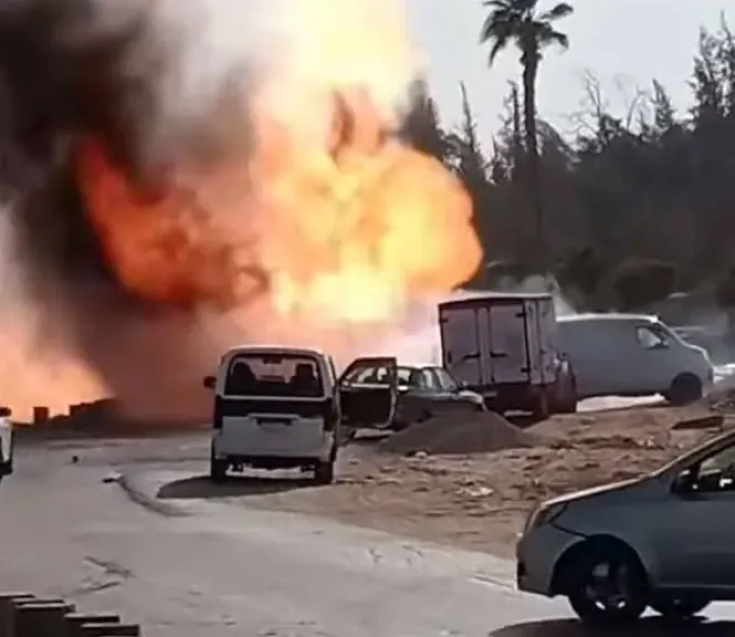 انفجار خط غاز بطريق الواحات