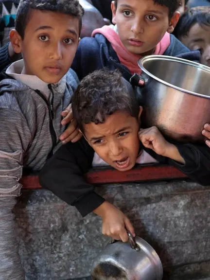 معاناة الأطفال الفلسطينية