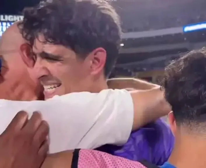 بكاء ياسين بونو