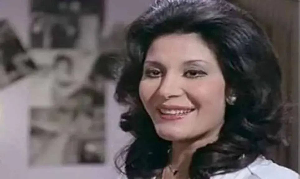 من هي زيزي مصطفى ويكيبيديا