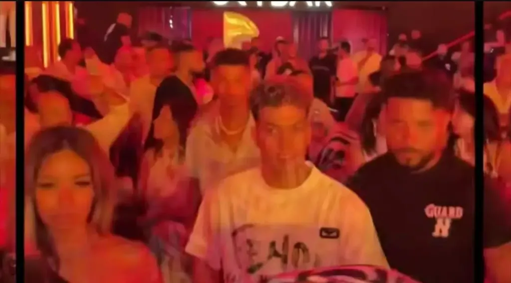 إمام عاشور الأهلي