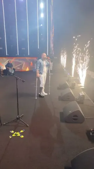 حسام حبيب بالعكاز