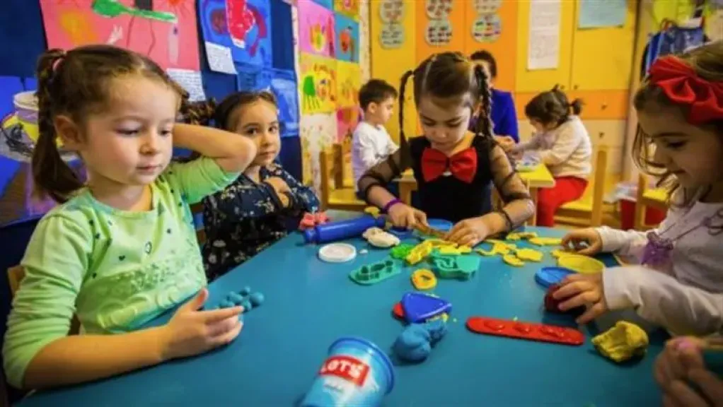 تنسيق المدارس الرسمية