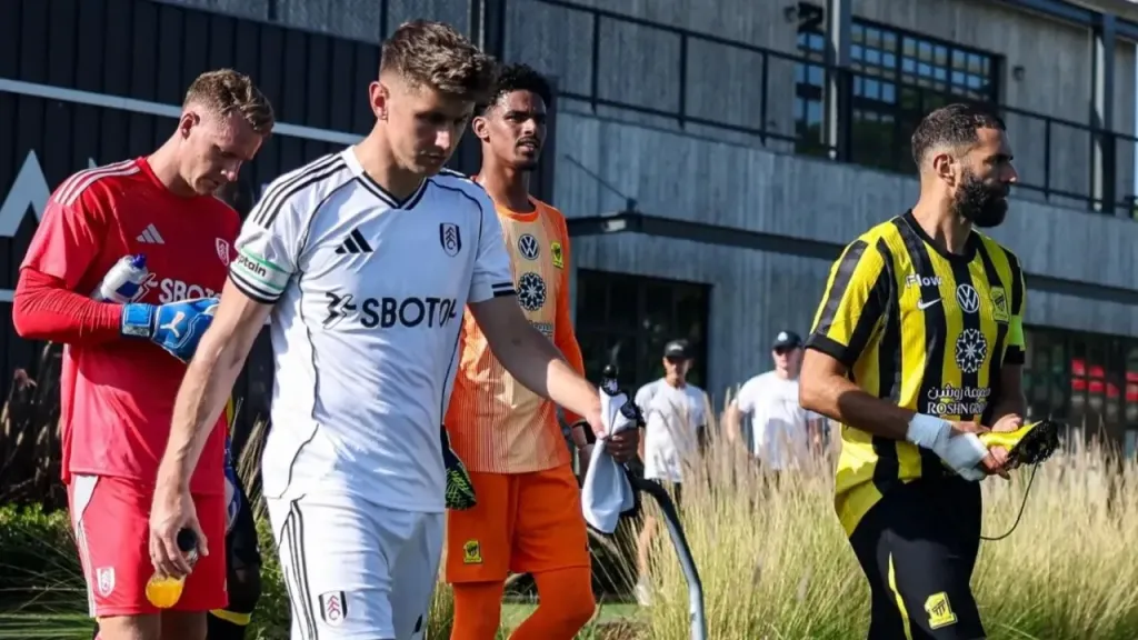 مباراة الاتحاد ضد فولهام