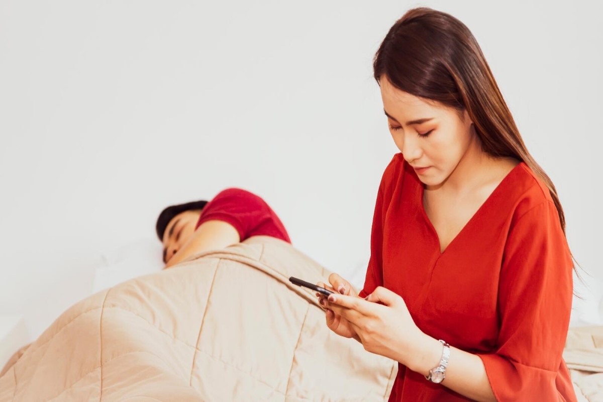 تفسير حلم خيانة الحبيب مع فتاة مجهولة